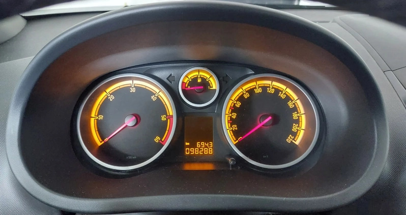 Opel Corsa cena 24000 przebieg: 98200, rok produkcji 2014 z Gryfice małe 56